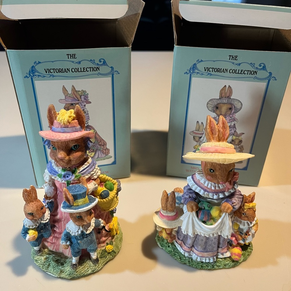 Victorian Collection Rabbit Figurines